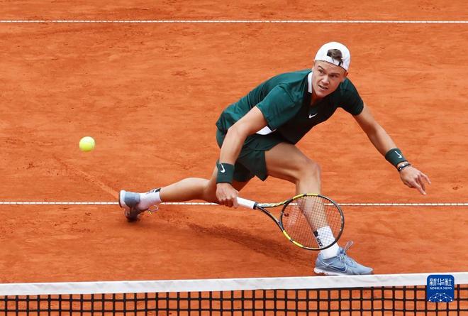 许多足球俱 许多足球俱