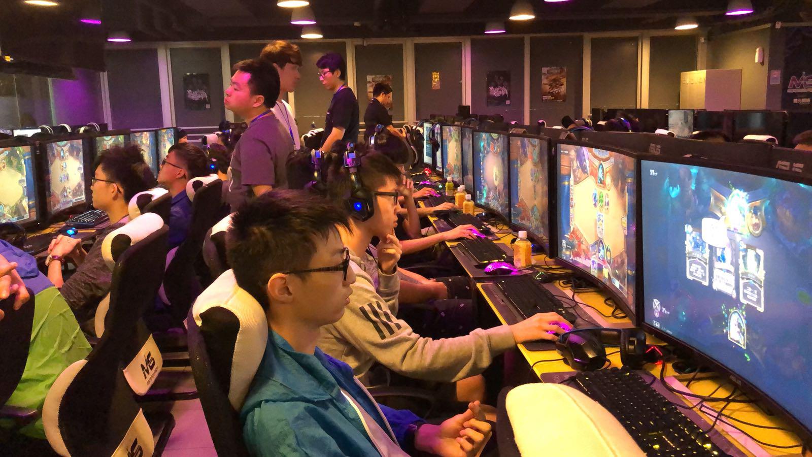 不仅仅只发 不仅仅只发