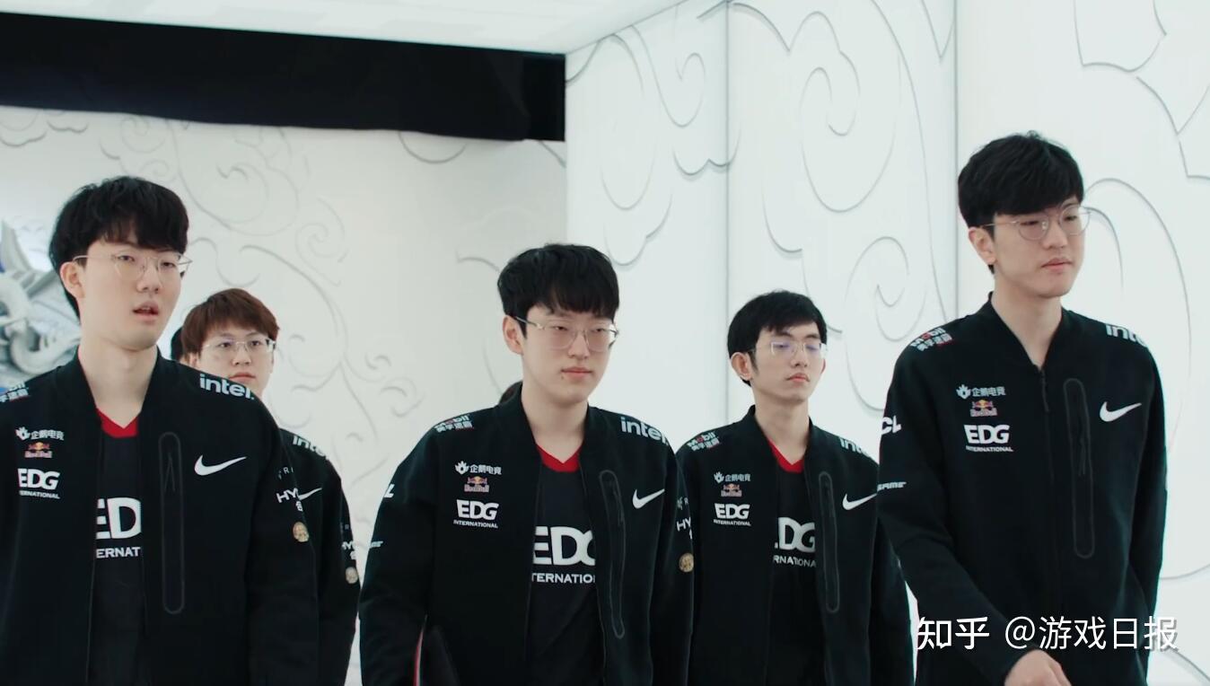 三枚未来首 三枚未来首