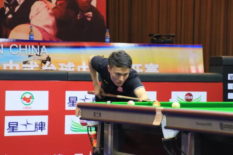 追逐荣光呢 追逐荣光呢